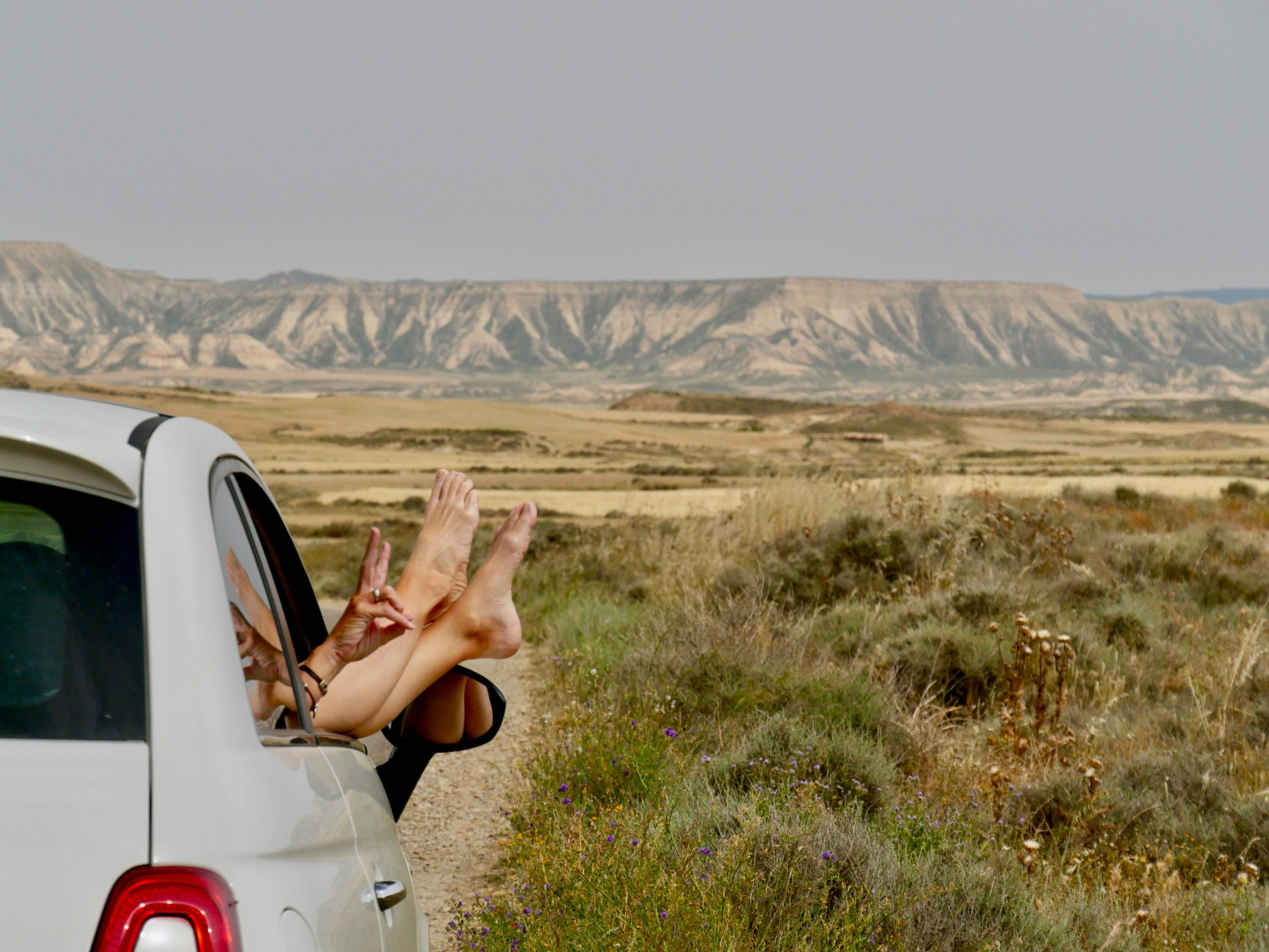 Airport car rental service in Karachi terminal